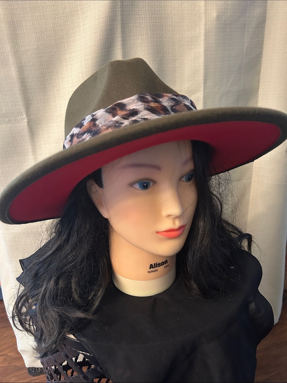fedora unisex army green and red inside.